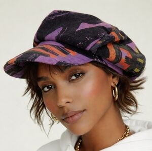M. Gregg Studio 80s Abstract Print 6 Panel Flap Stylish Black Purple Beret Hat S